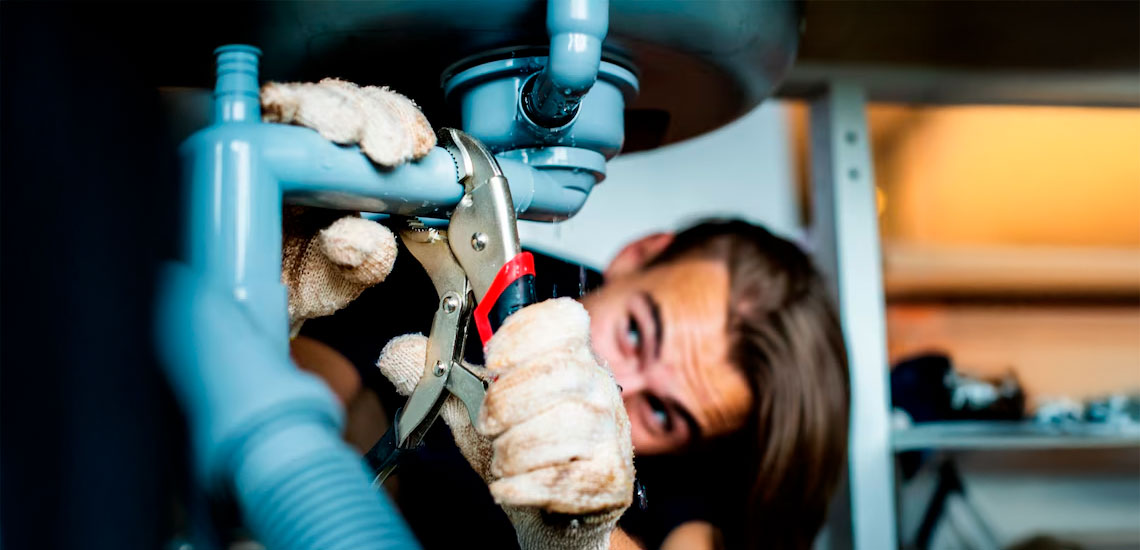 Mantenimiento de tuberías y sistemas de fontanería